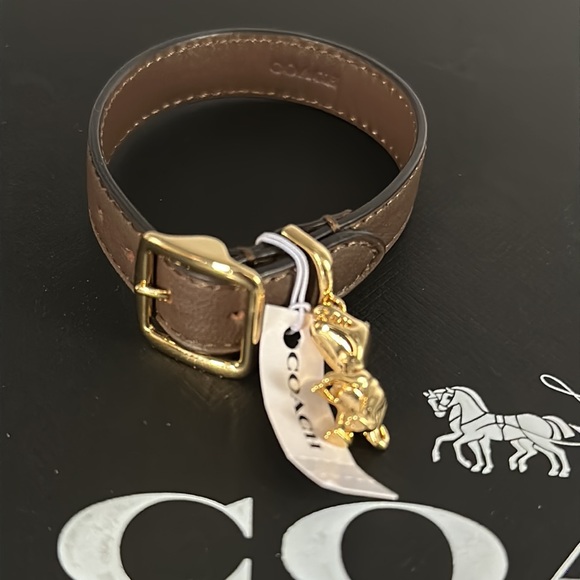 Coach Rexy Buckle Charm Leather Bracelet Brown Gold - Picture 4 of 6
